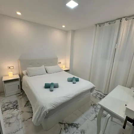 Palma Beach Apartment * Palma de Mallorca